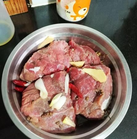 牛肉放冰箱变黑怎么办