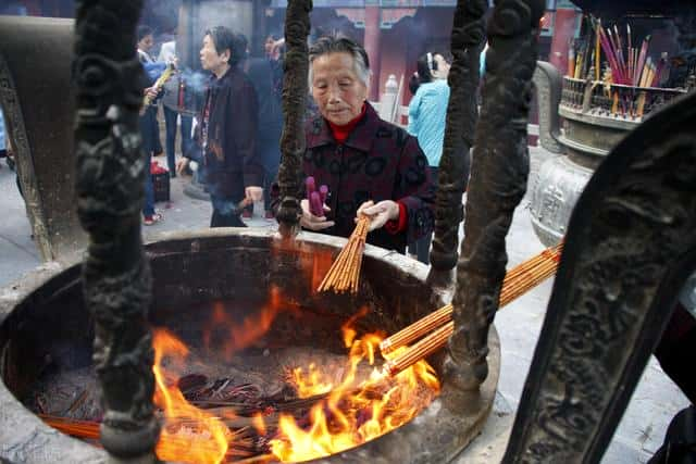 农历三月十八，大地之母后土娘娘诞辰（大地之母）