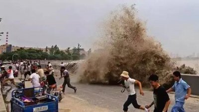 ​标题党常见套路，UC震惊部内部测试