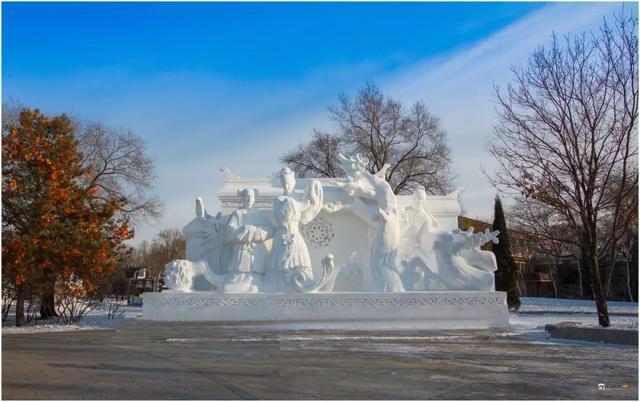 哈尔滨下雪了，人们心中美若仙境的冰雪城