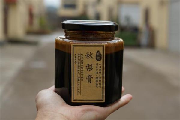 秋梨膏能长期喝吗 秋梨膏和枇杷膏哪个好